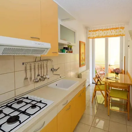 Apartment Pula 43 Veruda