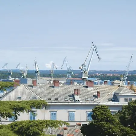 Pula 43