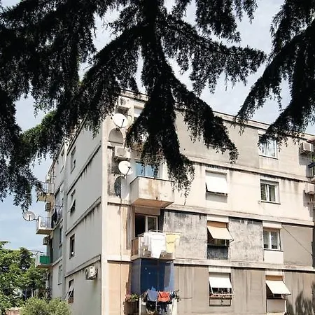 Pula 43 * Veruda